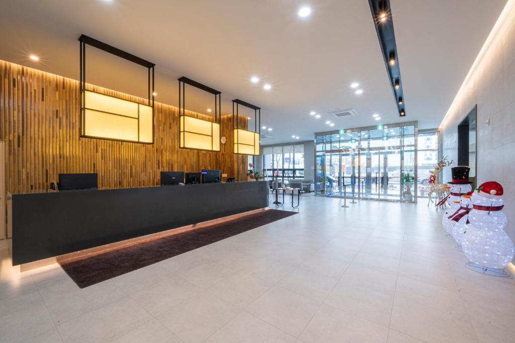 Surestay Plus Hotel By Best Western 牙山市 エクステリア 写真