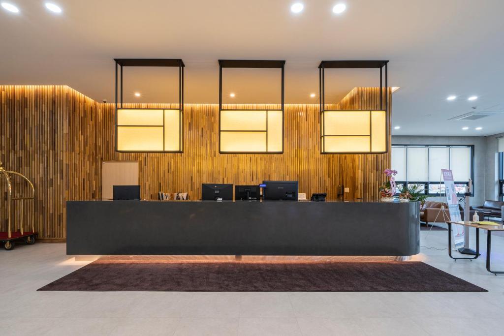 Surestay Plus Hotel By Best Western 牙山市 エクステリア 写真
